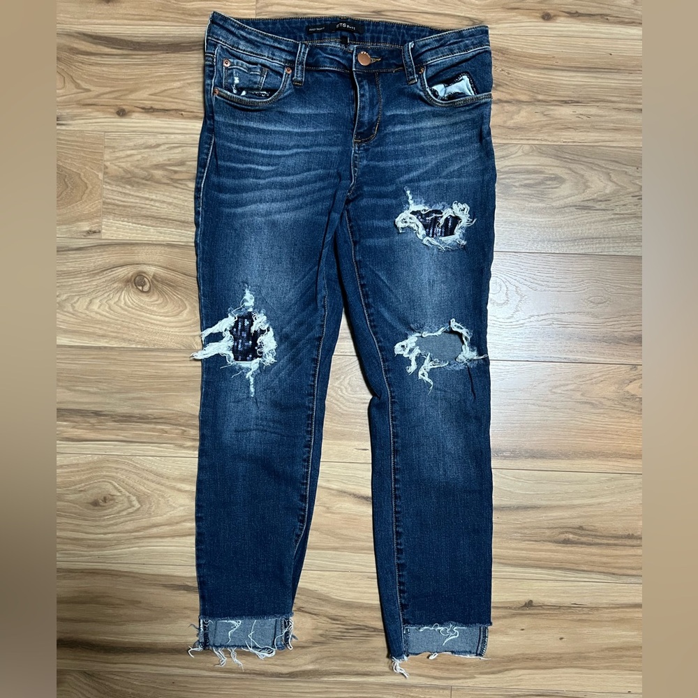 STS Blue Ankle Cropped Distressed Jeans 29